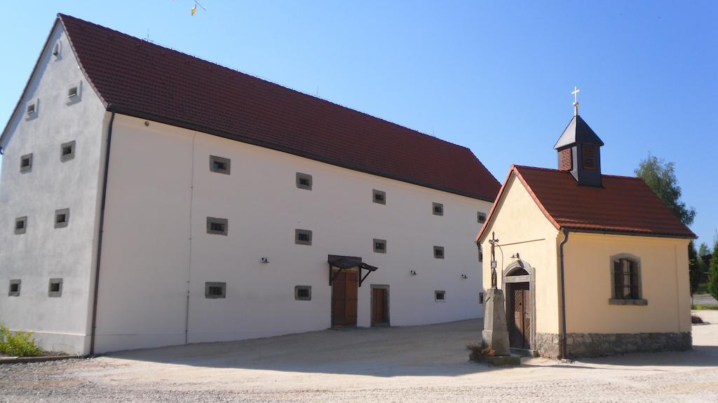 Statek Sedlecko Villa Exterior foto
